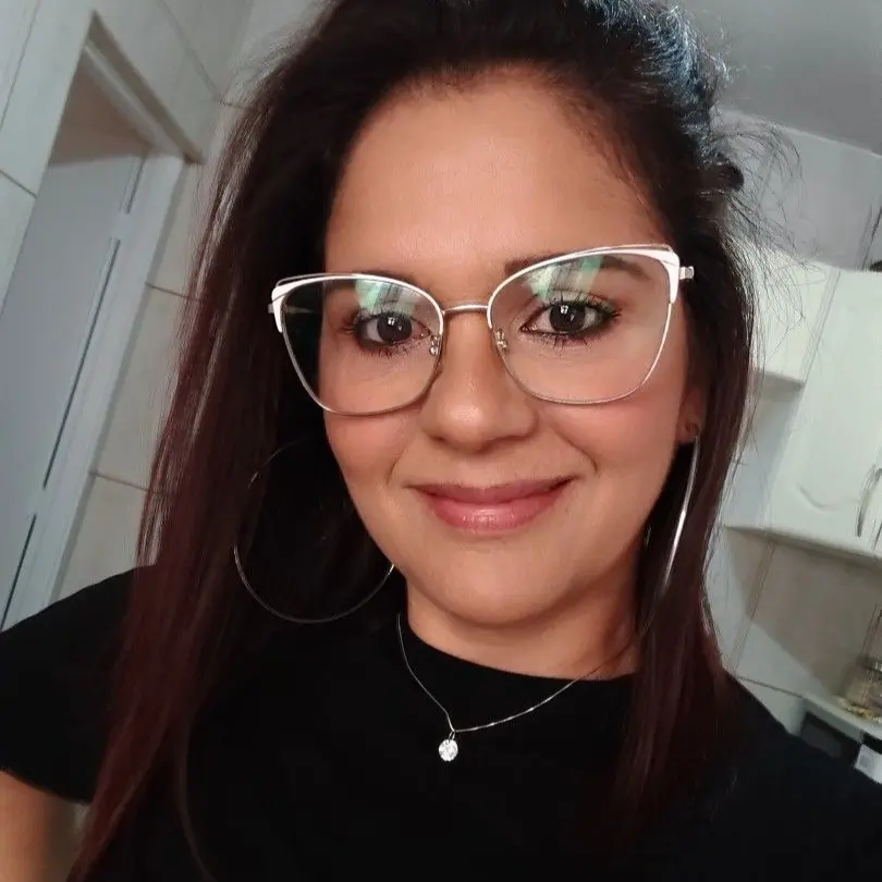 Luciana A.